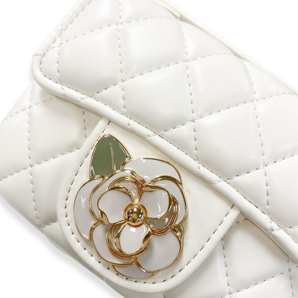 Floral Decor Quilted Purse - doe a dear