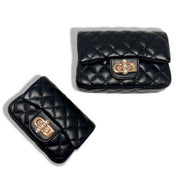 Black Pearl Closure Quilted Purse - doe a dear