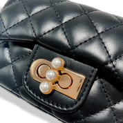 Black Pearl Closure Quilted Purse - doe a dear