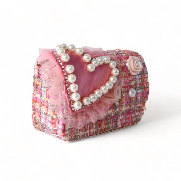 Big Heart Tweed Purse Pink