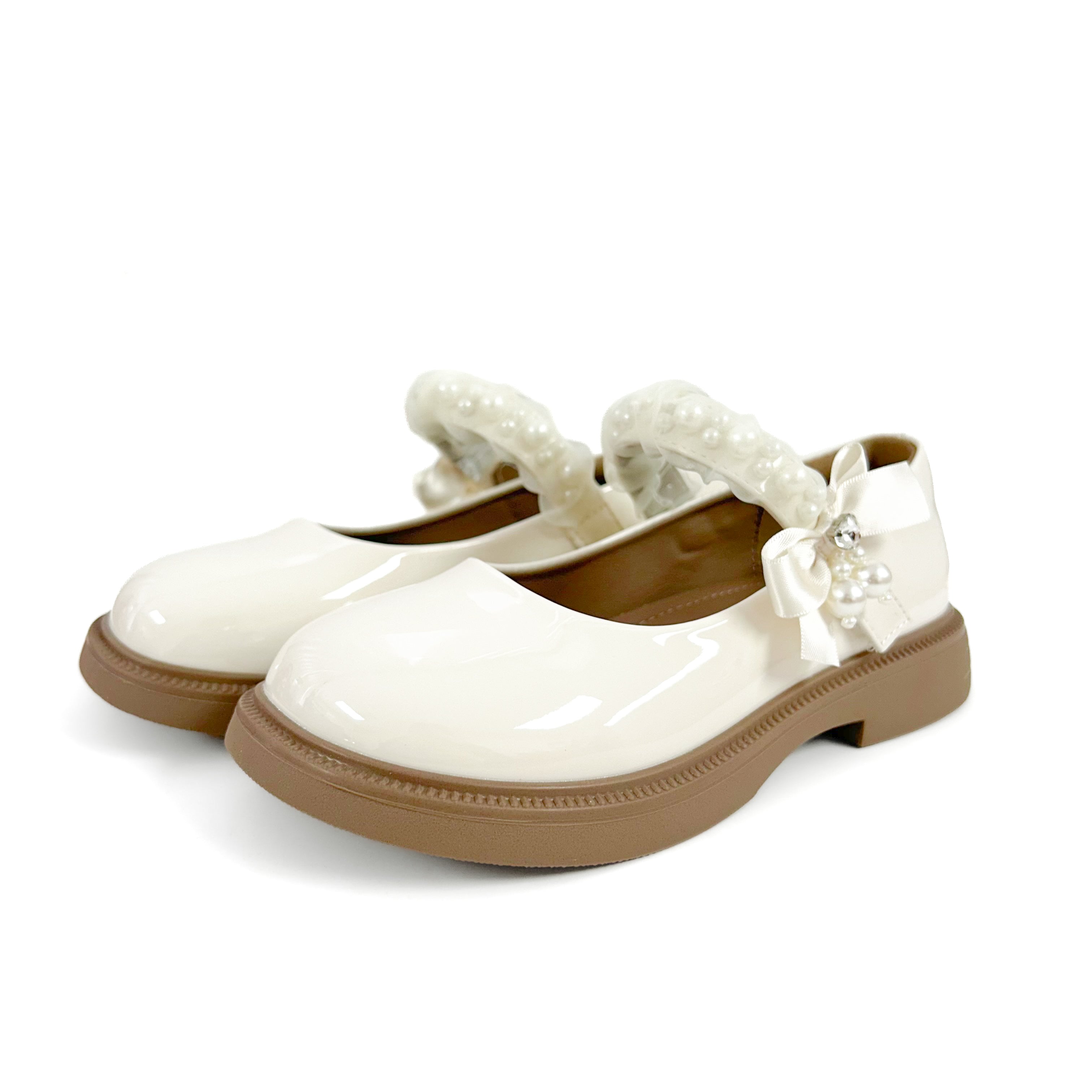 Pearl Strap Mary Jane Shoes